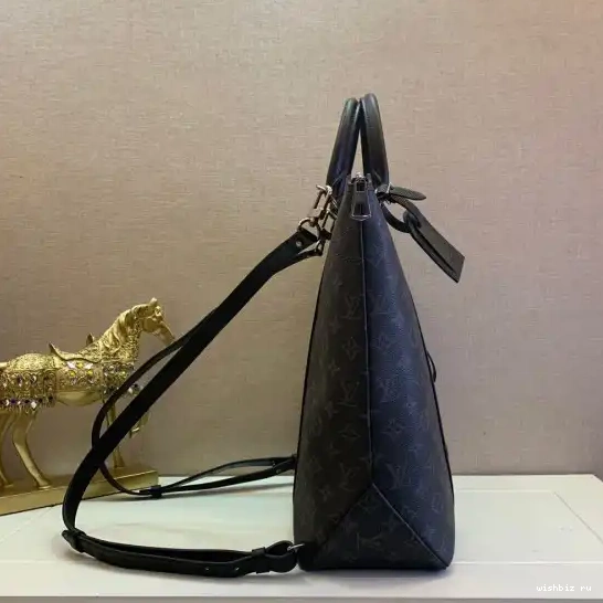 WIS TOTE LOUIS VUITTON 0630
